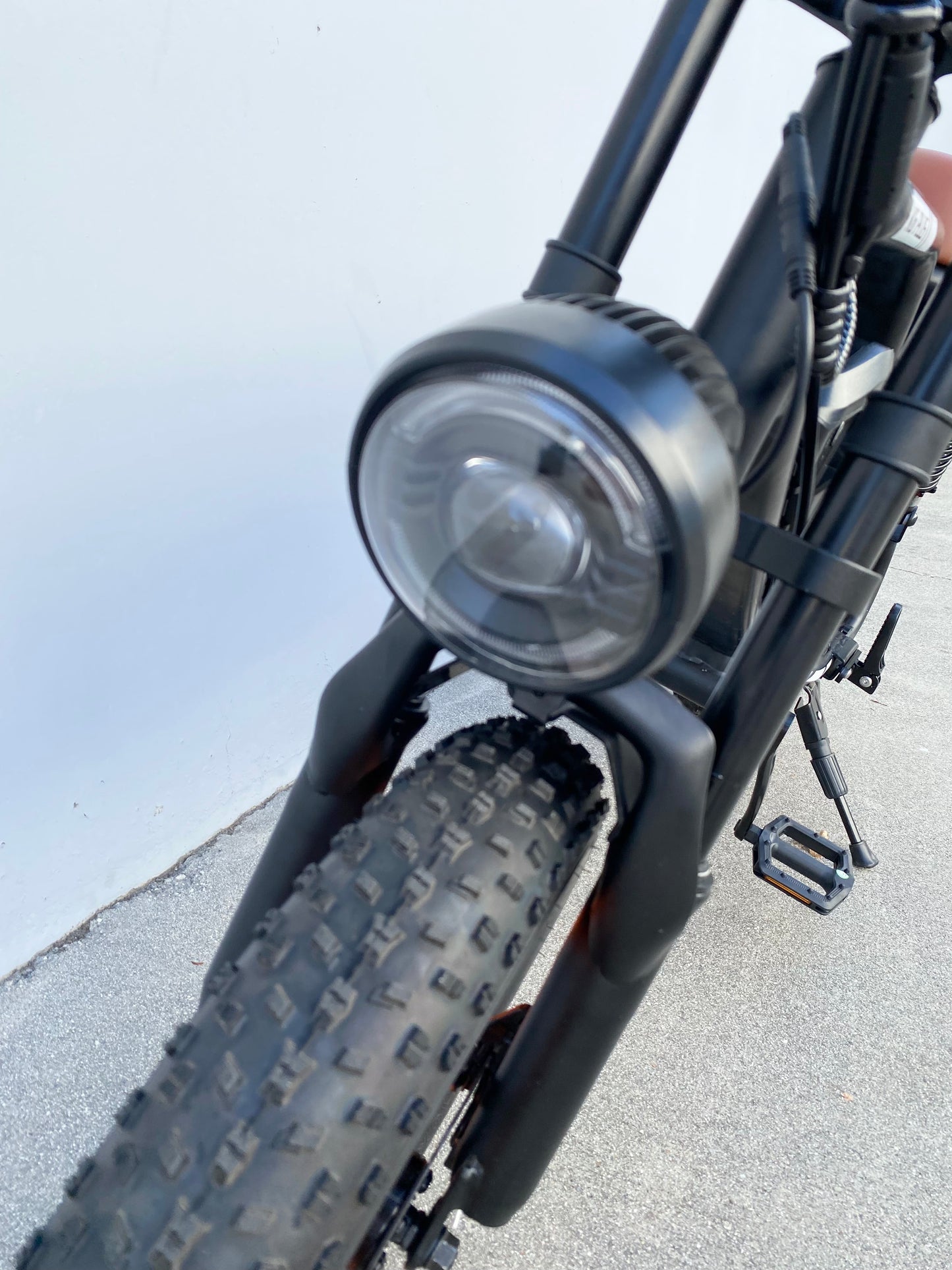K6P BROWN: TEEN SIZE MOPED with APP Speed Control